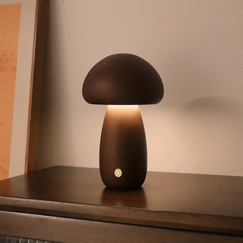 Pilzlampe Modell B aus Nussbaum – klassische LED Tischlampe mit Touch-Schalter, 16.5 cm
