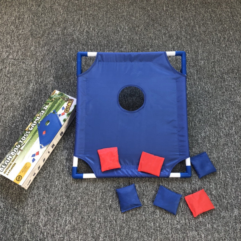Kinder Wurfspiel mit Sandsäckchen